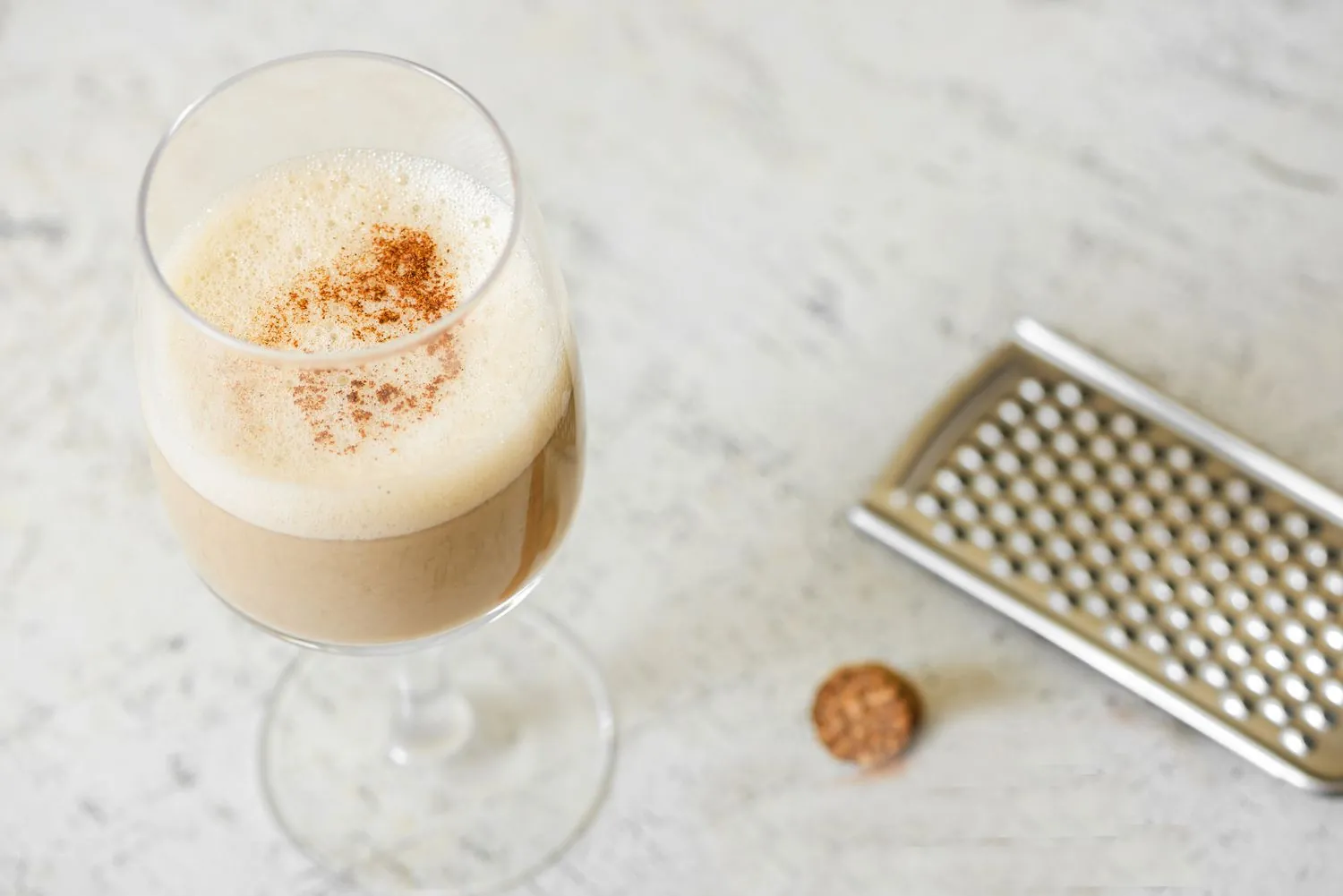 Easy Rum Eggnog Recipe background
